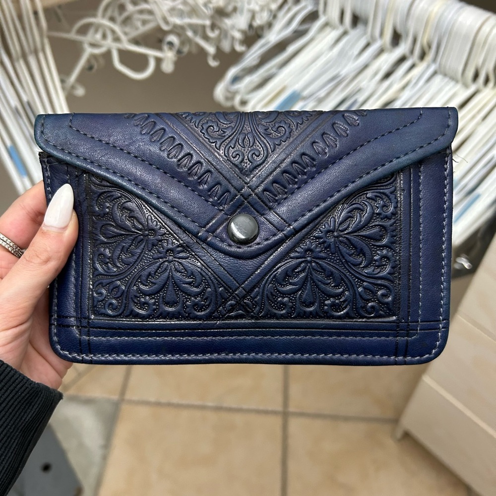 Women's Embossed Leather Wallet - Navy Blue